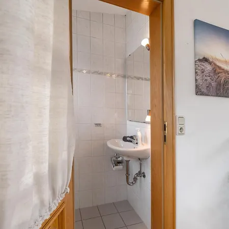 Heimatglueck Vulkaneifel Mit Sauna Apartamento *