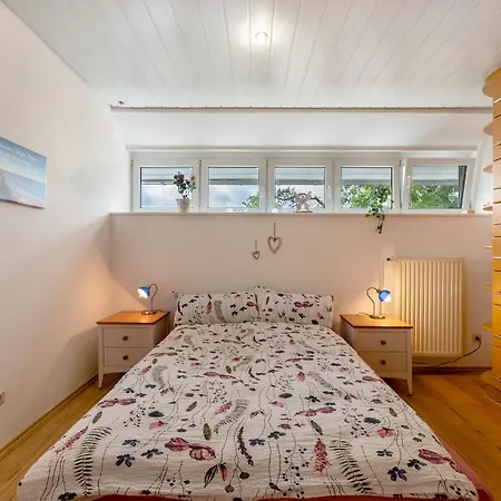 Appartement Heimatglueck Vulkaneifel Mit Sauna *
